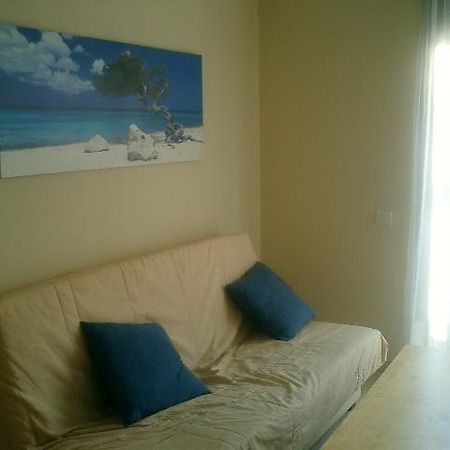 Apartamentos Sitges Habitación foto